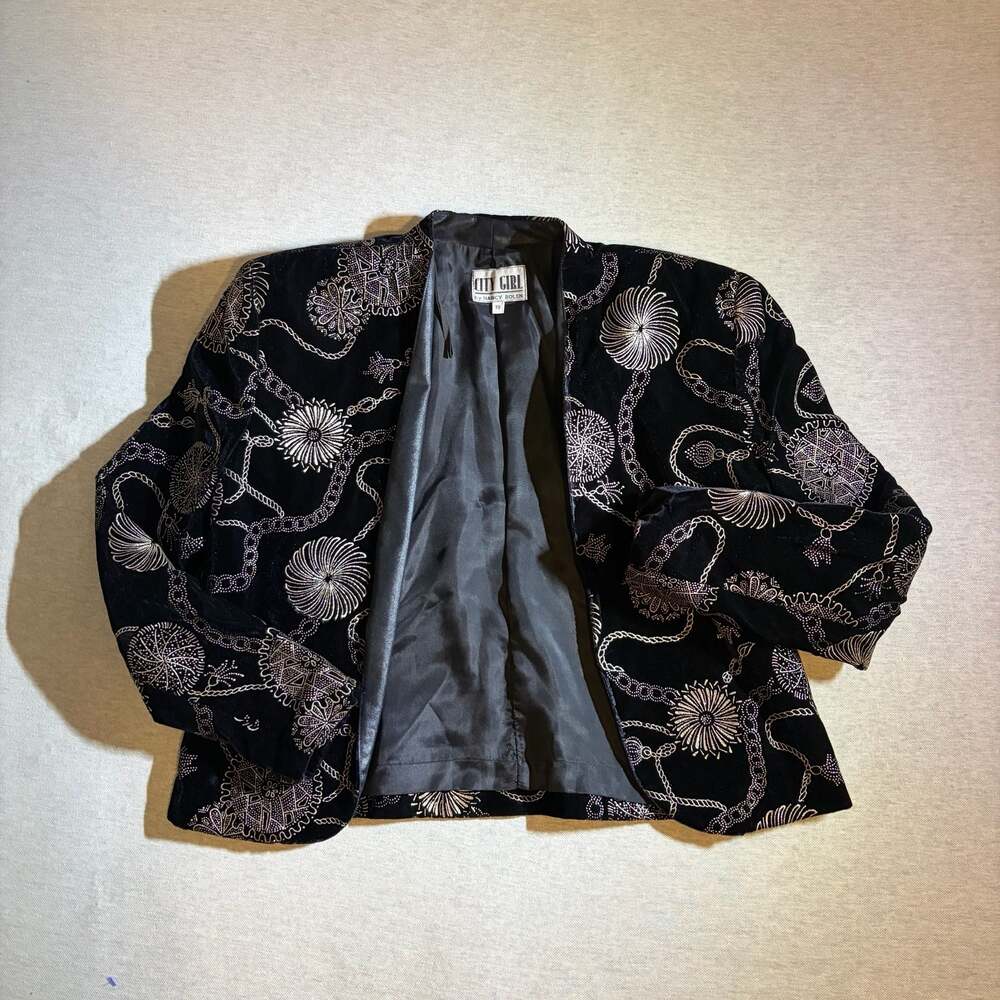 City Girl by Nancy Bolen Black Velvet Embroidered Chain and Floral Blazer Jacket